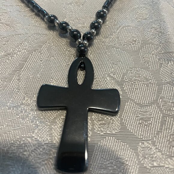 Black Ankh cross necklace with hematite beads.  40g 18" without pendant - Picture 5 of 7